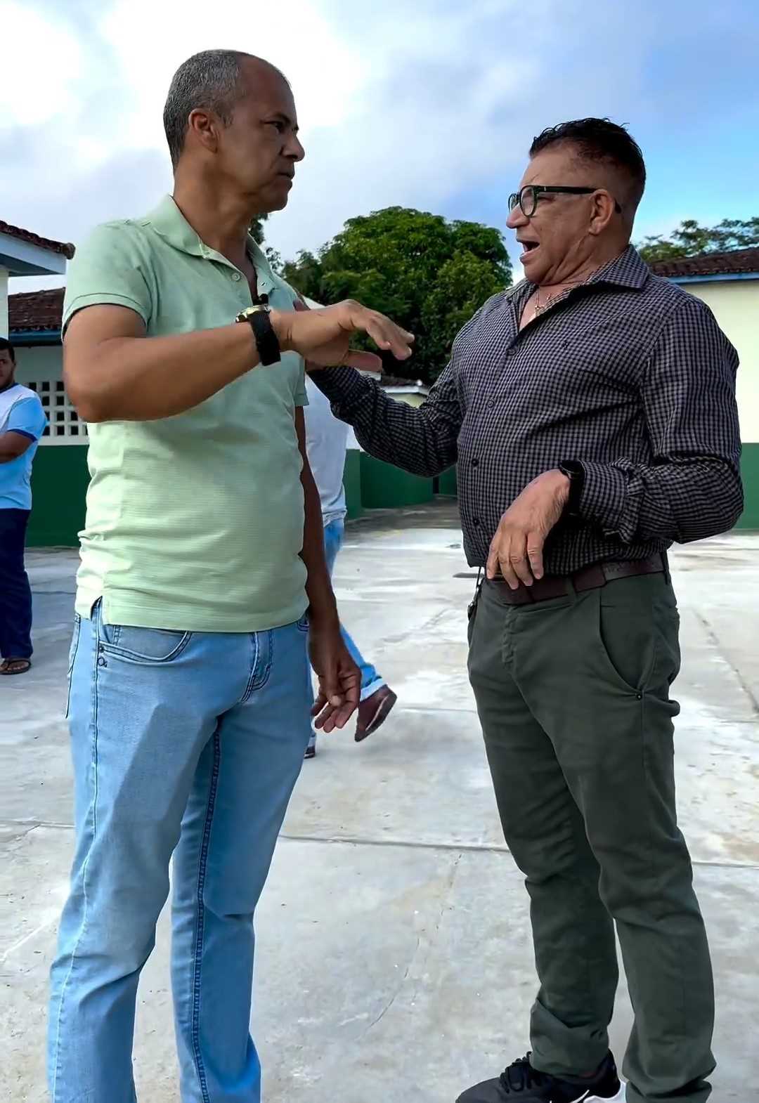 Camacã: Alunos retornam as aulas com escolas reformadas